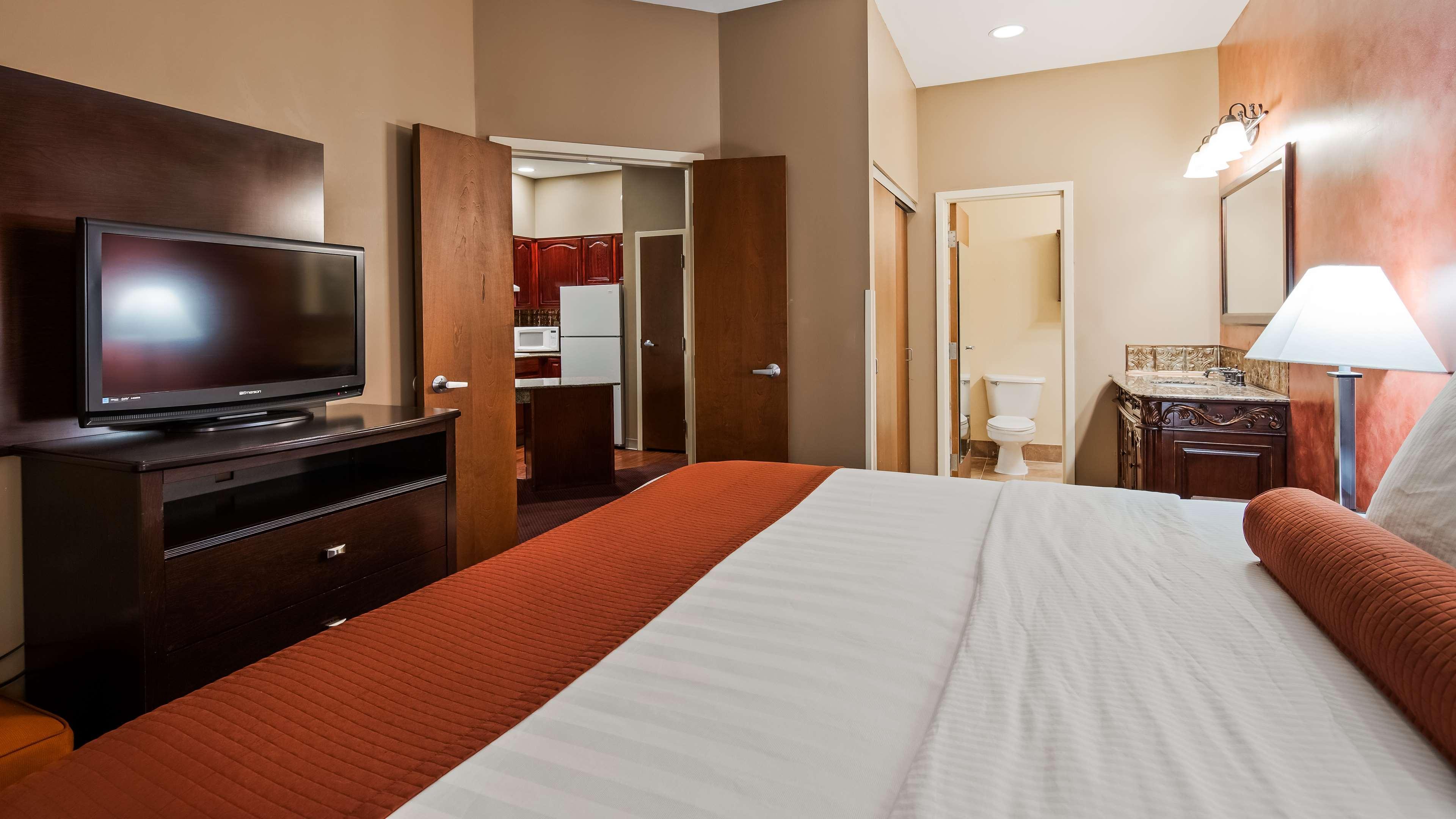Best Western Plus Hannaford Inn & Suites Kenwood Luaran gambar