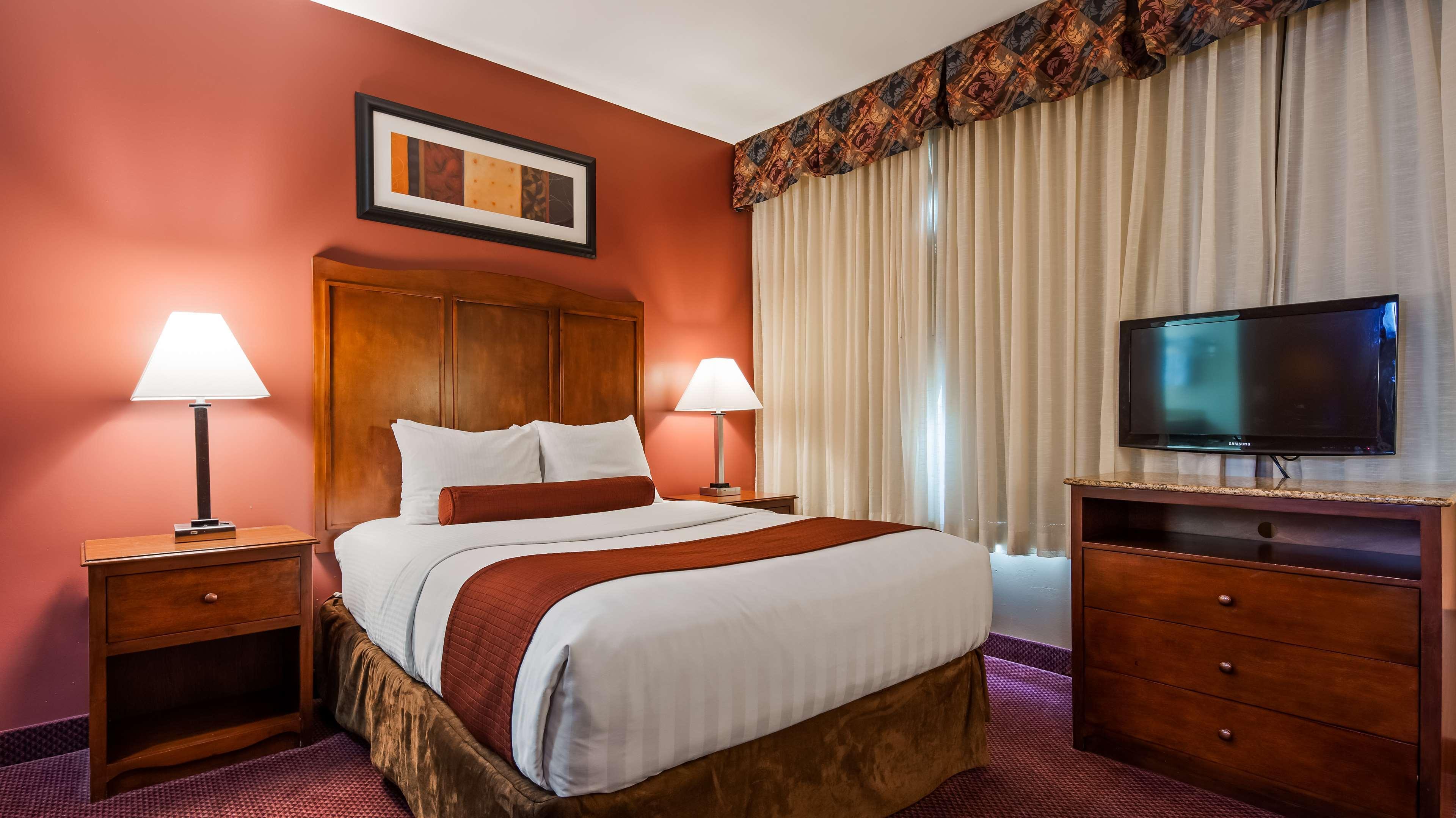 Best Western Plus Hannaford Inn & Suites Kenwood Luaran gambar