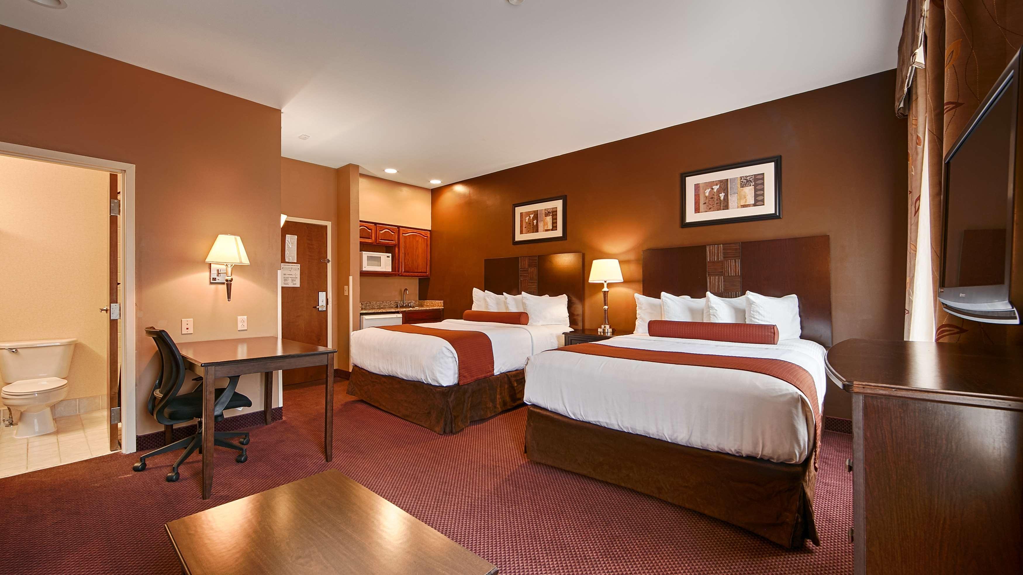 Best Western Plus Hannaford Inn & Suites Kenwood Luaran gambar