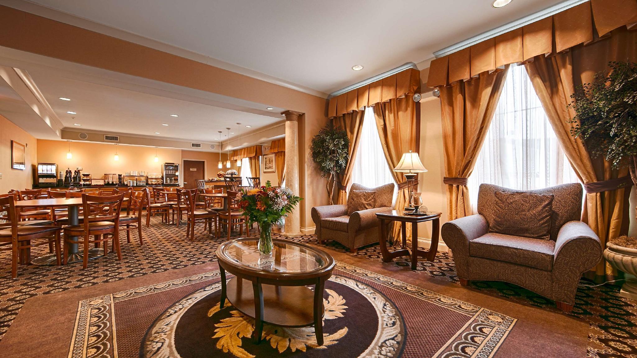 Best Western Plus Hannaford Inn & Suites Kenwood Luaran gambar