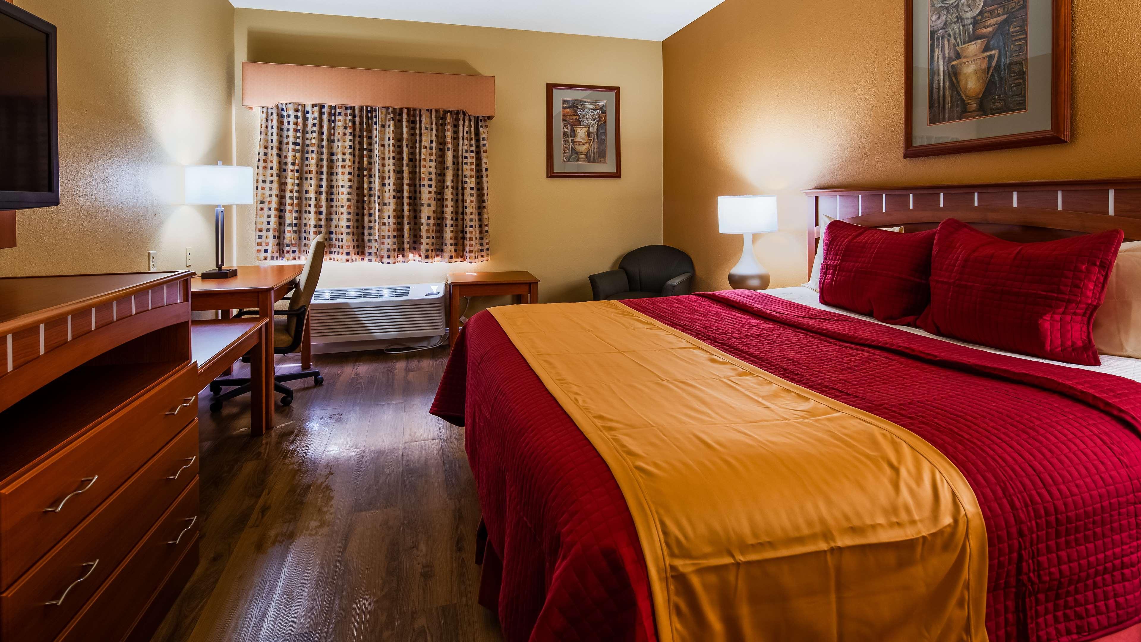 Best Western Plus Hannaford Inn & Suites Kenwood Luaran gambar