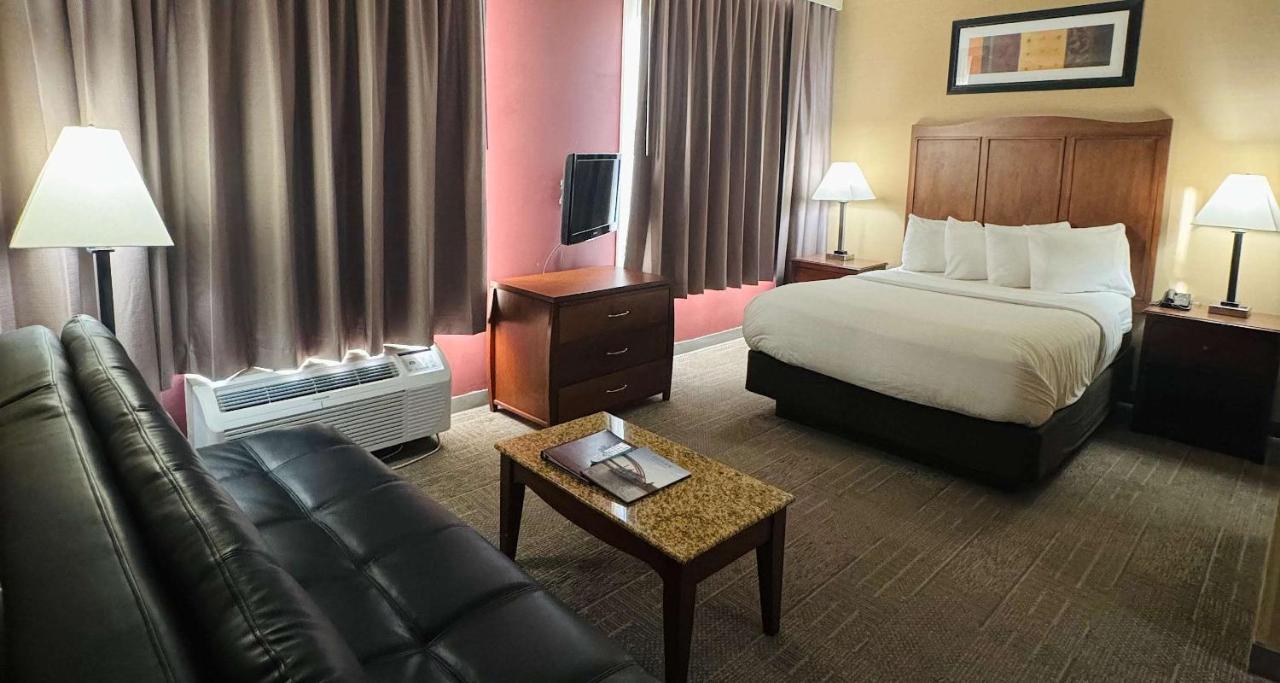 Best Western Plus Hannaford Inn & Suites Kenwood Luaran gambar